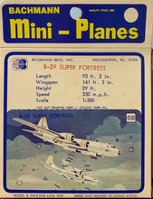 Load image into Gallery viewer, Bachmann Mini Planes #68 B-29 Super Fortress #68 1/380