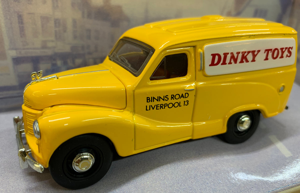 Dinky Item DY-15B 1953 Austin A40 