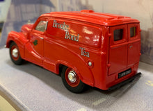 Load image into Gallery viewer, Dinky Item DY-15 1953 Austin A40 "Brooke Bond Tea" 1/43