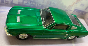Dinky Item DY-16 1967 Ford Mustang Fastback 1/43