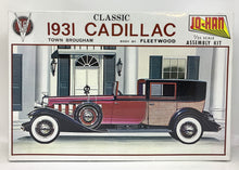 Load image into Gallery viewer, 1931 Cadillac Town Brougham body by Fleetwood 1/25