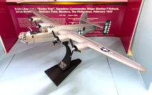 Load image into Gallery viewer, Consolidated B-24J Liberator USAAF 90th 1/72