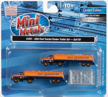 Load image into Gallery viewer, N Scale 1954 Ford Tractor/Tanker Trailer Set - Gulf Oil 1/160