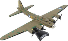 Load image into Gallery viewer, B-17F Memphis Belle, 1/155