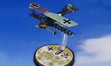 Load image into Gallery viewer, Albatros D.V, 1/72 Luftstreitkrafte Jasta 15, Kurt Monnington, 1917