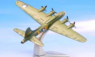 Boeing B-17F Flying Fortress, 1/144 