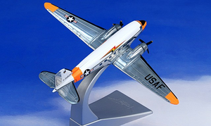 Douglas C-47 Skytrain, USAF 20th TFW Base Flight 1/144