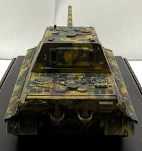 Load image into Gallery viewer, Jagdtiger Henschel Production w/Zimmerit, s.Pz.Jg.Abt.512, Germany 1945 1/72 By Dragon