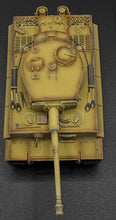 Load image into Gallery viewer, Tiger I Late Production w/Zimmerit, 1/72 By Dragon