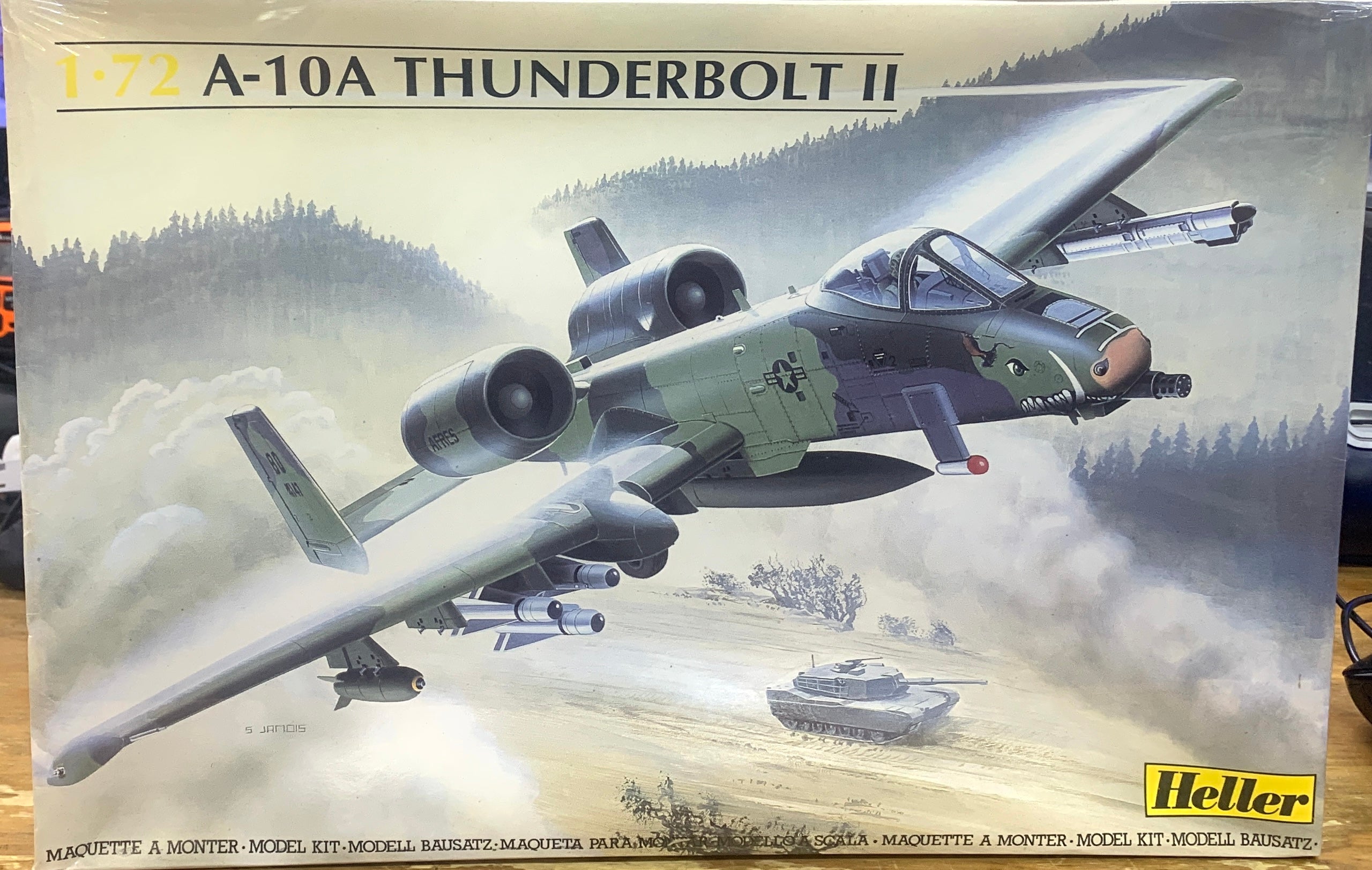Fairchild A-10 Thunderbolt II 1/72 – J-BarHobbies