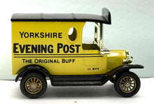 Load image into Gallery viewer, 1920 Ford Model T Van "Yorkshire Evening Post" 1/35 Made in England