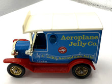 Load image into Gallery viewer, 1920 Ford Model T Van "Aeroplane Jelly Co" 1/35 Made in England