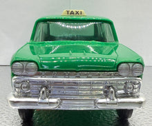 Load image into Gallery viewer, 1958 Rambler Taxi Green 1/24 Promo