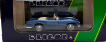 Load image into Gallery viewer, Triumph TR5 1968 Blue