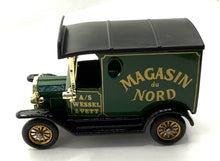 Load image into Gallery viewer, 1920 Ford Model T Van "Magasin du Nord" 1/35 Made in England