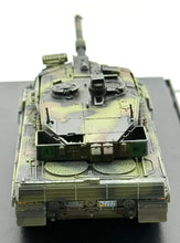 Load image into Gallery viewer, Leopard 2A5, 3./Panzerbataillon 33 1/72 By Dragon