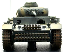 Load image into Gallery viewer, Panzer III Ausf.L - 10.Pz.Div. Afrikakorps 1942  1/72