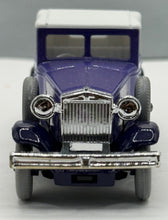 Load image into Gallery viewer, 1927 Rolls Royce Phantom Brewster Playboy Roadster 1/41 Made in England
