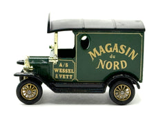 Load image into Gallery viewer, 1920 Ford Model T Van "Magasin du Nord" 1/35 Made in England