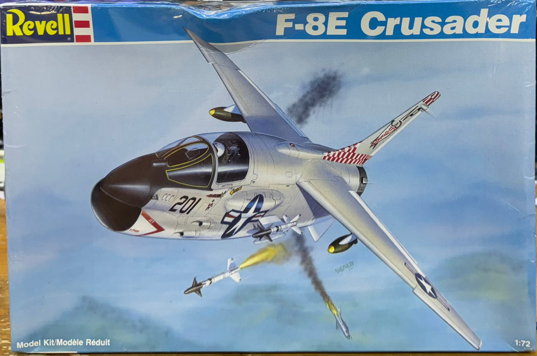 F-8E Crusader 1/72 1988 ISSUE