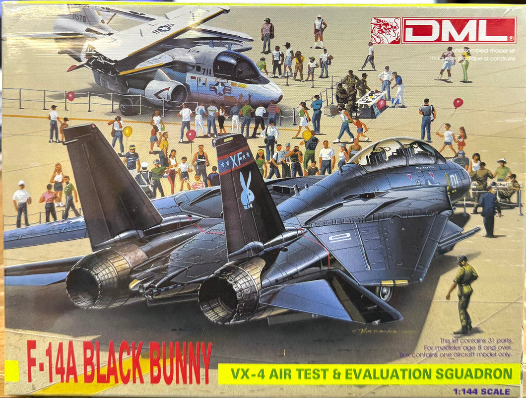 ホーガンウイングス F-14A VX-4 ブラックバニー 1/200 Amazon.com: Calibre Wings US Navy F-14A Tomcat VX-4 Black