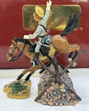 Load image into Gallery viewer, Confederate Private, 1st Virginia Cavalry Regiment with Fence