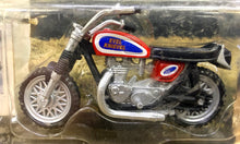 Load image into Gallery viewer, EVEL KNIEVEL Triumph Bonneville T120 1/64 scale Snapshot "Stylin'...in Elve's custom sports car"