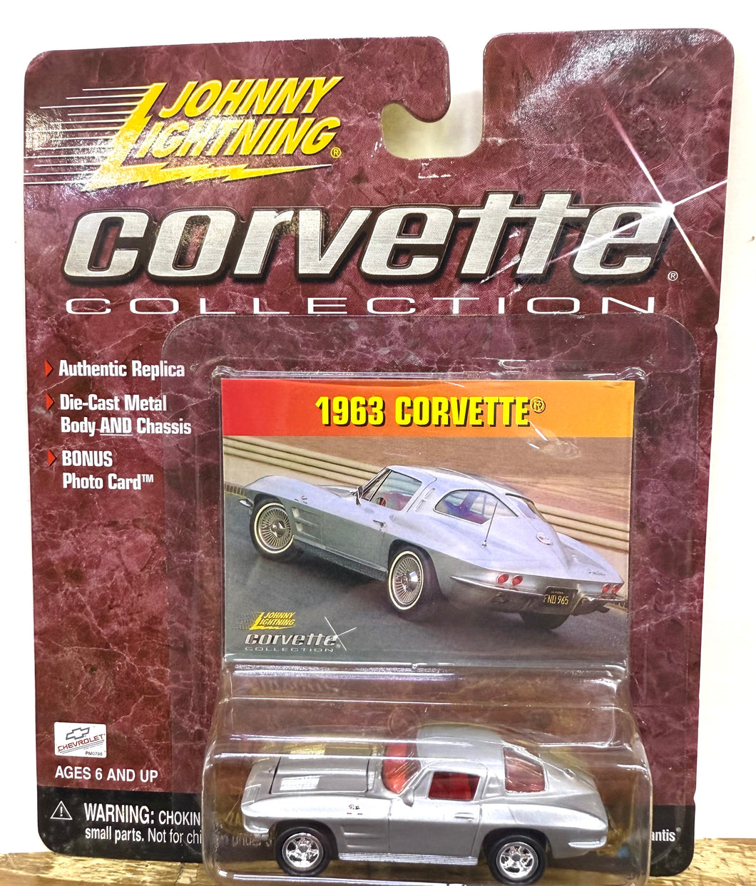 1963 Corvette (Silver) - Johnny Lightning - Corvette Collection