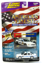 Load image into Gallery viewer, 1995 Chevy Caprice Honolulu, Hawaii Police Dept. Johnny Lightning America's Finest!