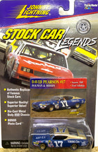 Load image into Gallery viewer, David Pearson #17, 1969 Ford Talladega, Johnny Lightning Stock Car Legends