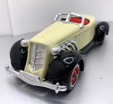 Load image into Gallery viewer, 1935 AUBURN SPEEDSTER 851 1/42