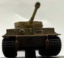 Load image into Gallery viewer, Tiger I Late Production w/Zimmerit, 1/72 By Dragon