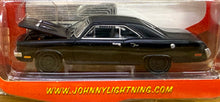 Load image into Gallery viewer, 1970 Dodge Dart. 1/64