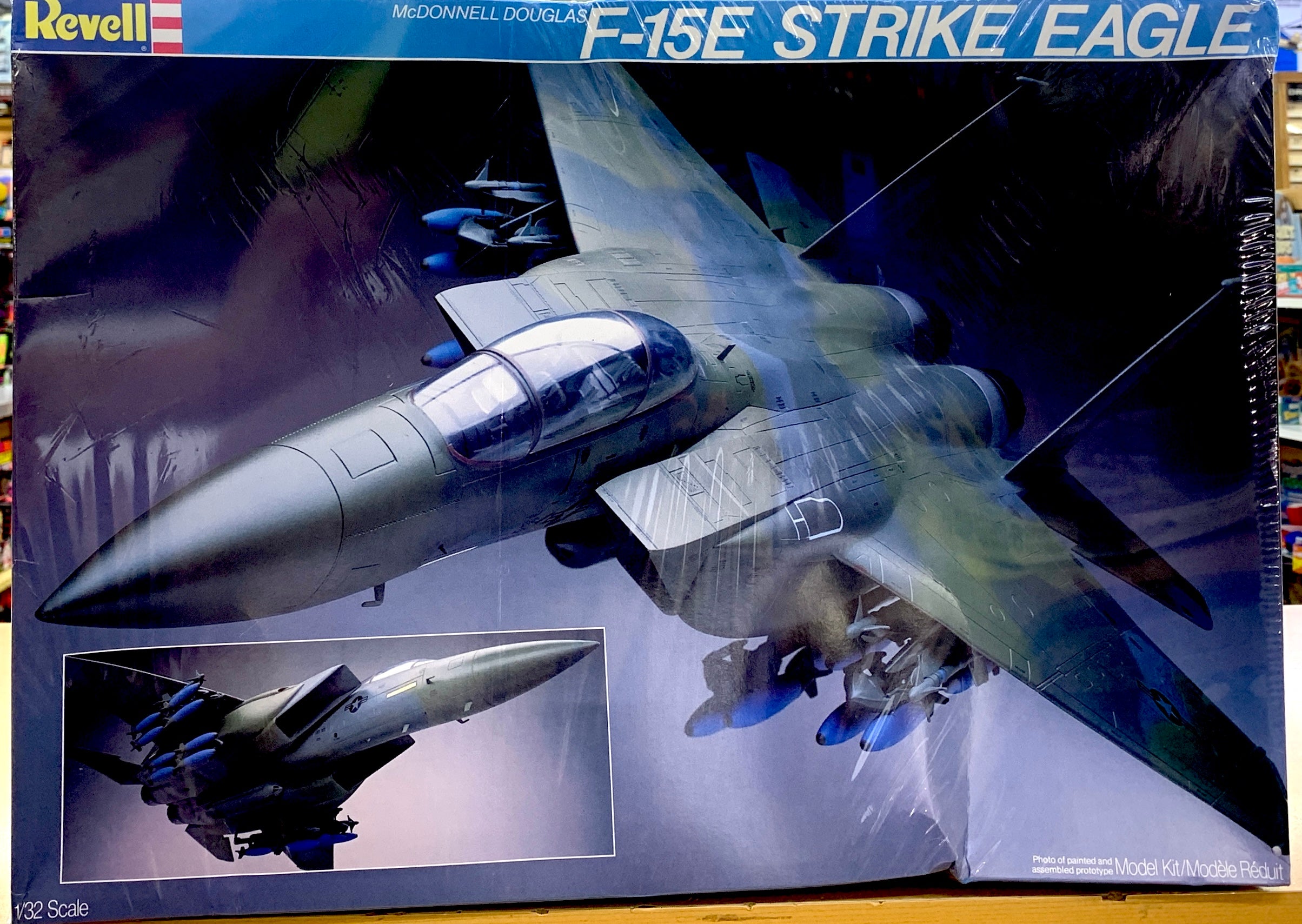 McDonnell Douglas F-15E Strike Eagle 1/32 1982 ISSUE