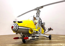 Load image into Gallery viewer, Gyrocopter from James Bond's You Only Live Twice 1/36
