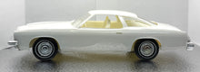 Load image into Gallery viewer, 1975 Oldsmobile Cutlass, Cameo White 1/24 Promo