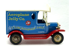 Load image into Gallery viewer, 1920 Ford Model T Van "Aeroplane Jelly Co" 1/35 Made in England