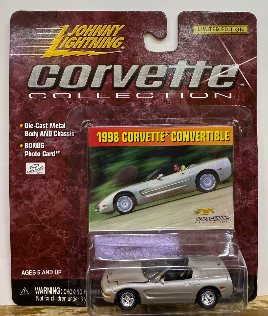 1998 Corvette Convertible (Silver) - Johnny Lightning - Corvette Collection