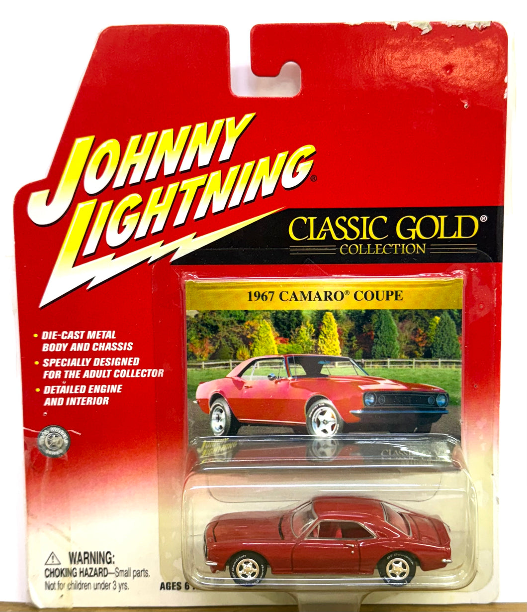 1967 Camaro Coupe Johnny Lightning Classic Gold 404-16
