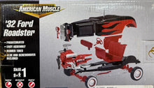 Load image into Gallery viewer, 1932 FORD ROADSTER 1/24 Die Cast Metal Kit - Pre-Painted Metal Body
