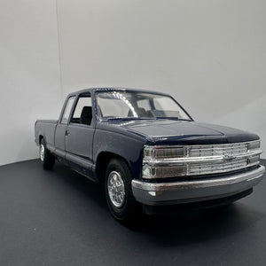 1994 Chevrolet C-1500 Extended-Cab Indigo Blue Metallic