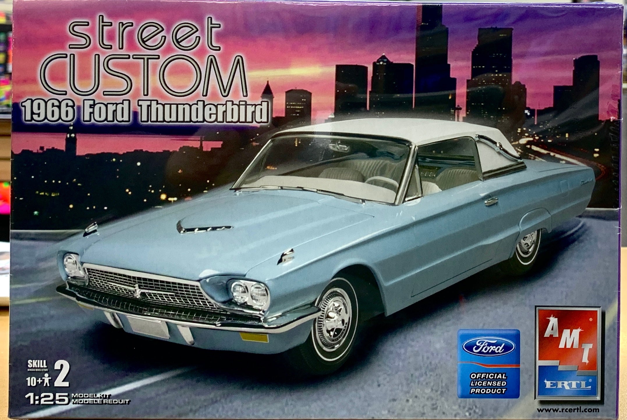 Street CUSTOM 1966 Ford Thunderbird 1/25 – J-BarHobbies