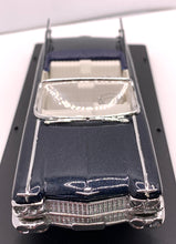 Load image into Gallery viewer, 1959 CADILLAC CONVERTIBLE BLUE 1/43