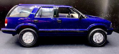 1995 Chevrolet Blazer Radar Blue Metallic - Dealer Promo - 1/24