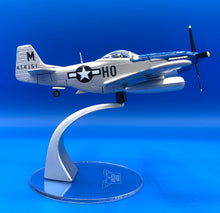 Load image into Gallery viewer, North American P-51D Mustang 1/72