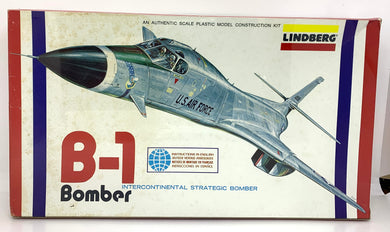 B-1 Bomber 1/144 1975 ISSUE