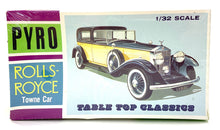 Load image into Gallery viewer, Rolls-Royce Towne Car 1/32  1967 ISSUE