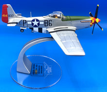 Load image into Gallery viewer, North American P-51D Mustang 1/72