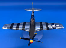 Load image into Gallery viewer, North American P-51K Mustang 1/72