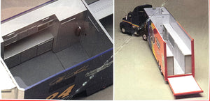 Dupont Automotive Finishes Race Rig  1/32
